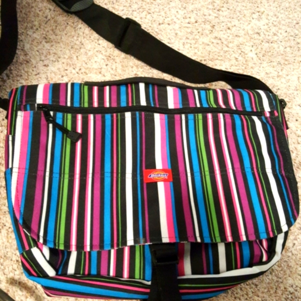Dickies Yak Pak messenger laptop shoulder bag
